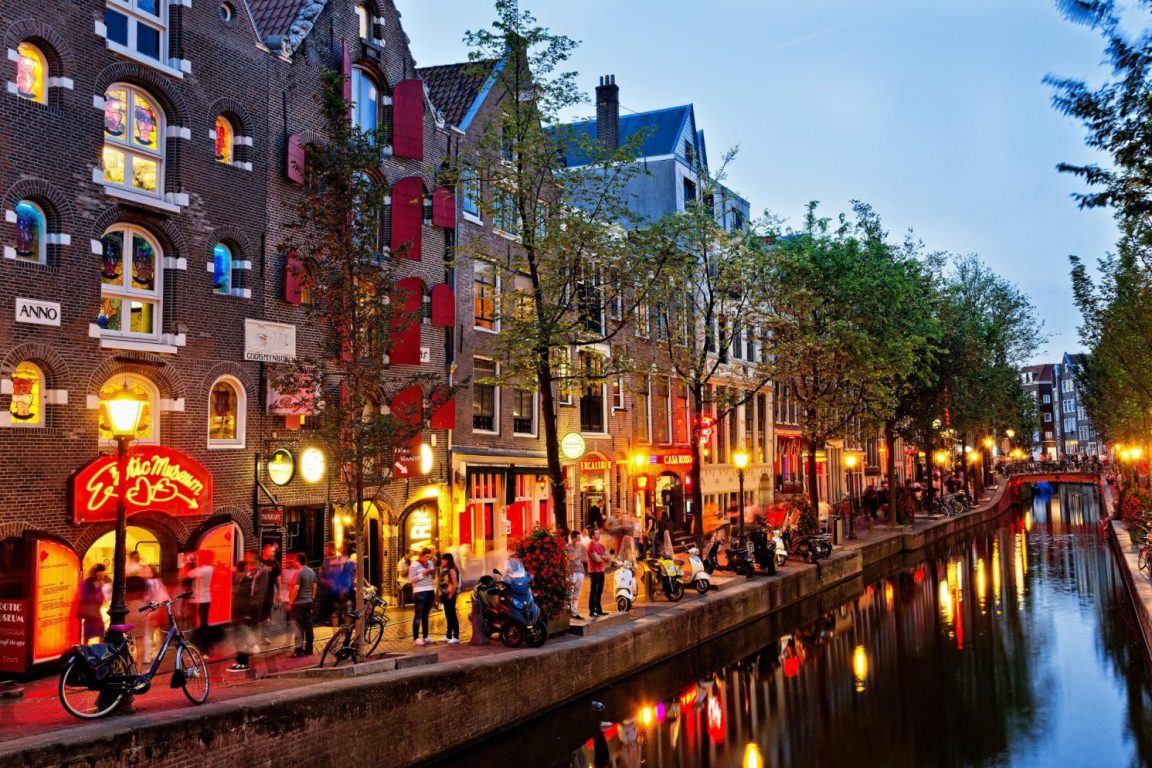 Посещение Амстердама: район Зуид и два бутик-отеля